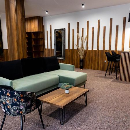 Hostel Tron Travnik Zewnętrze zdjęcie
