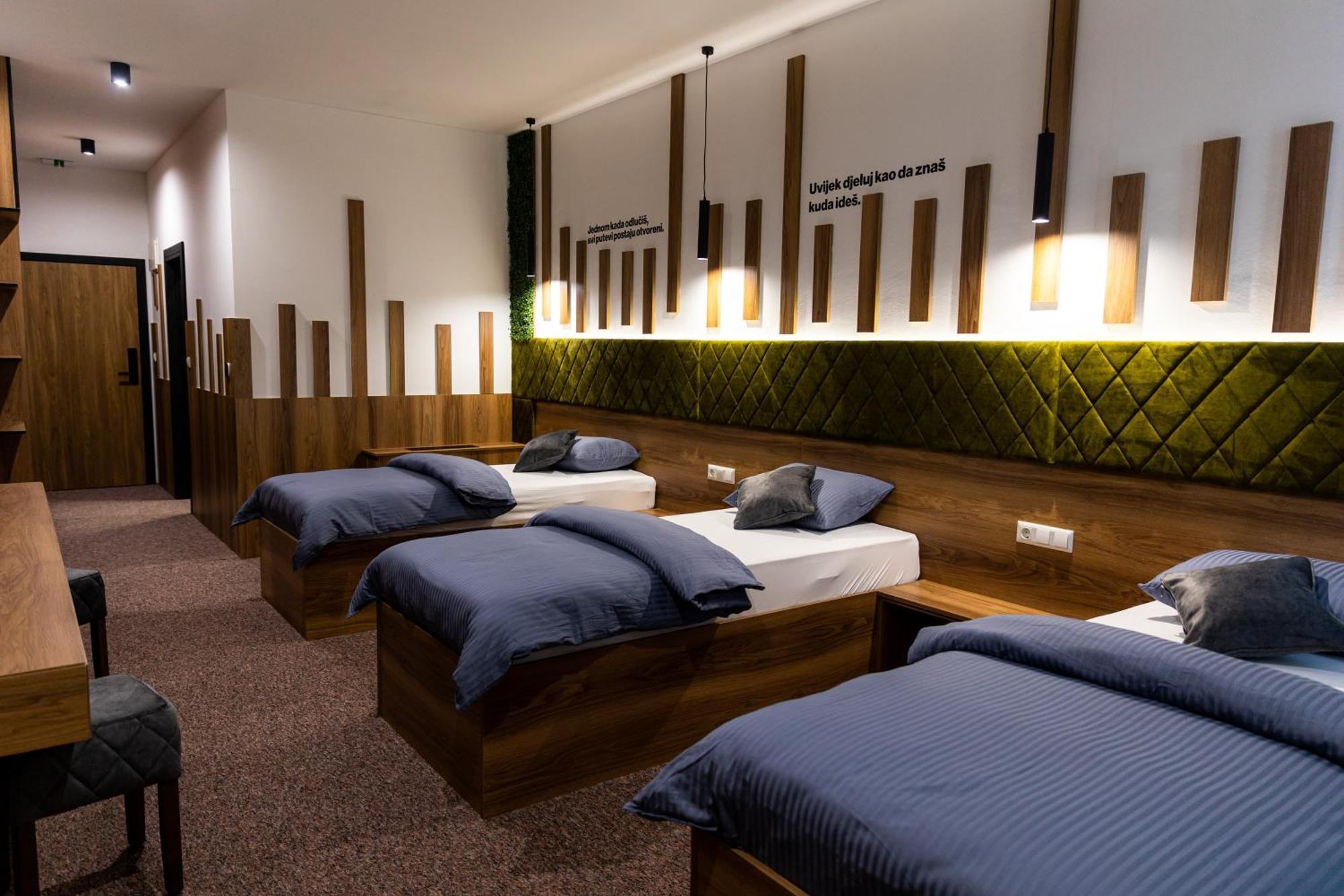 Hostel Tron Travnik Zewnętrze zdjęcie