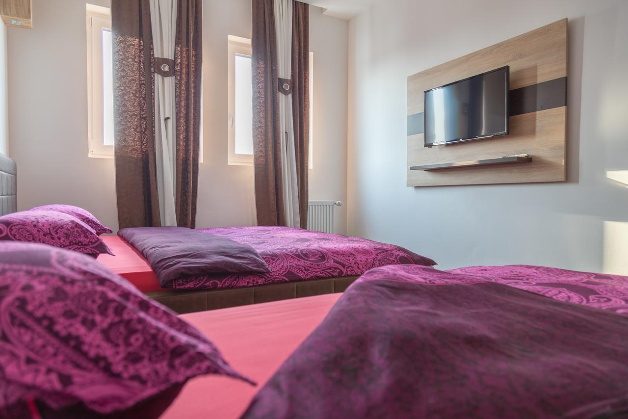 Hostel Tron Travnik Zewnętrze zdjęcie